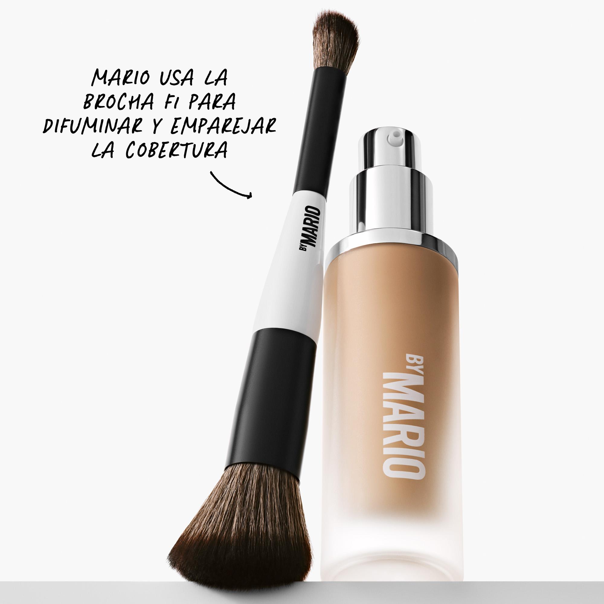 SURREALSKIN® NATURAL FINISH FOUNDATION (BASE DE LARGA DURACIÓN CON ACABADO NATURAL)